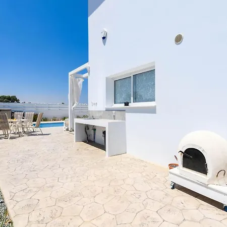 Villa Alina Mythical